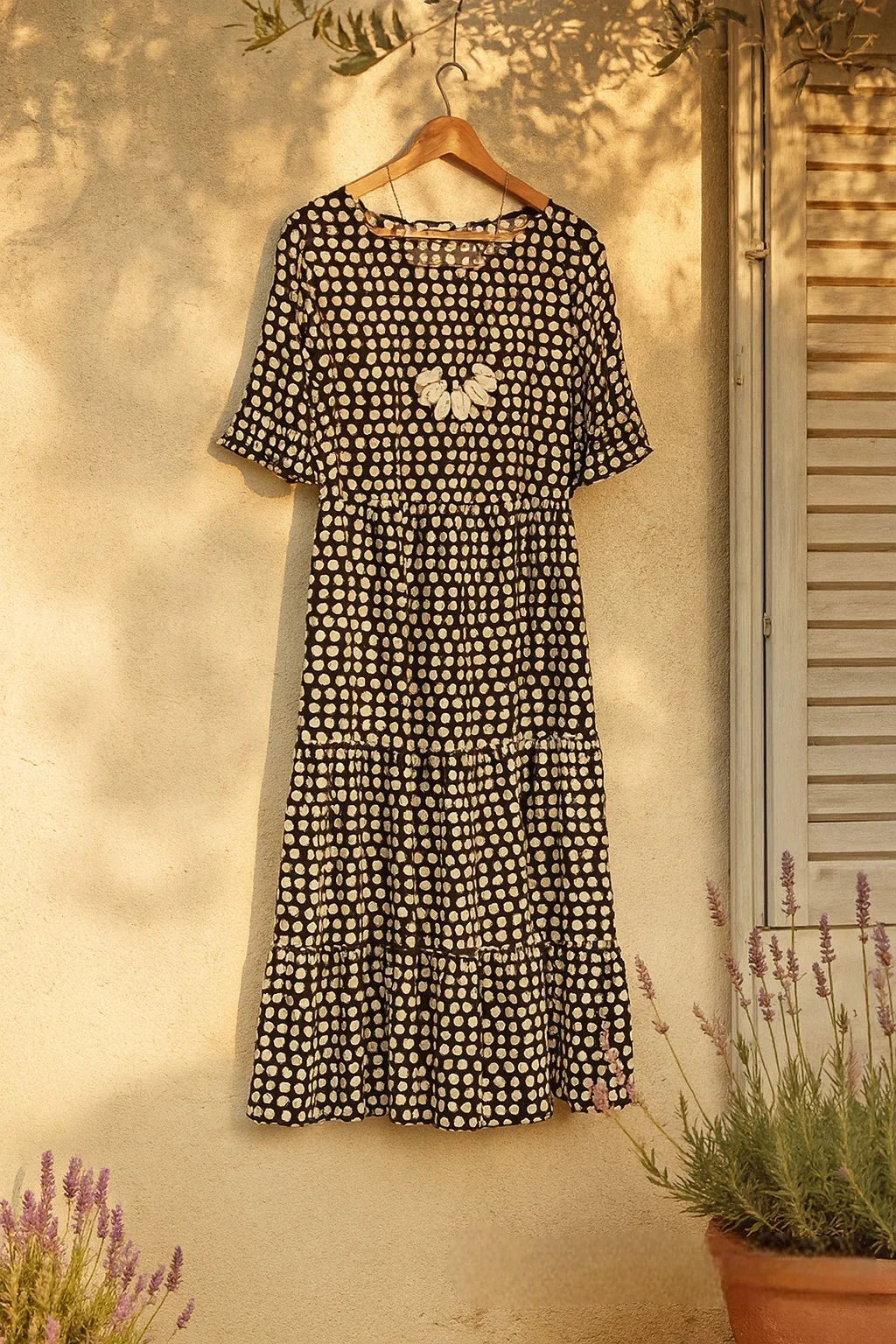 Jessika | Elegantna midi haljina s razigranim volanima